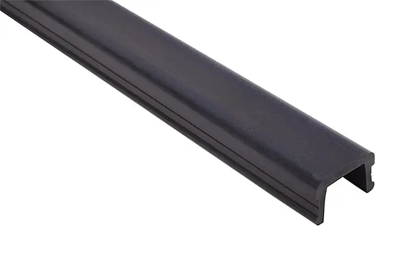 Dee Zee DZ42 Board Rubber Trim