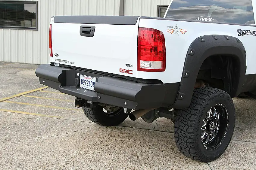 Fab Fours CH08-U1450-1 Elite Rear Bumper