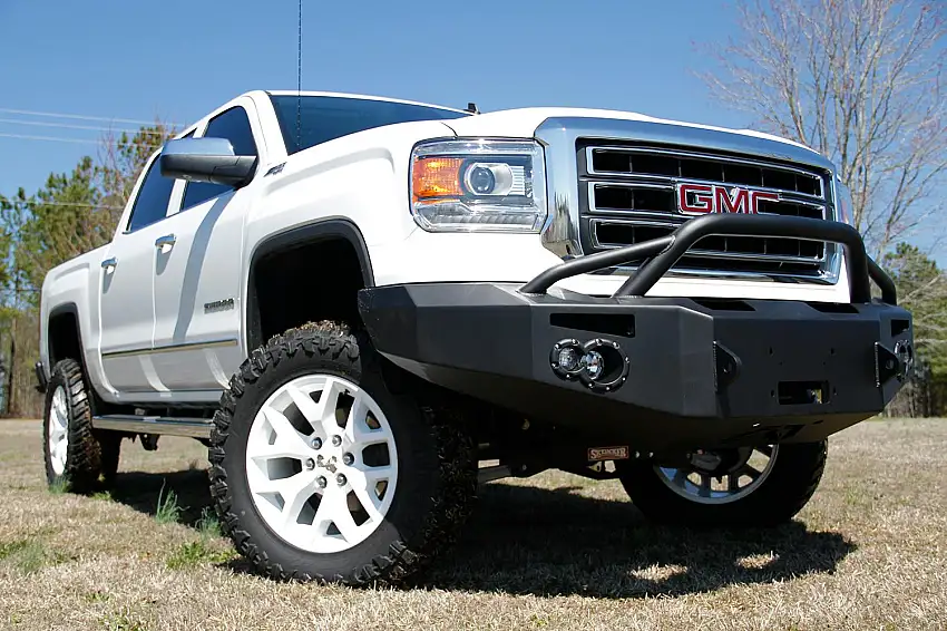 Fab Fours GS14-F3152-1 Premium Heavy Duty Winch Front Bumper