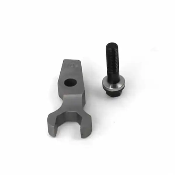 Industrial Injection Billet Injector Hold Downs with ARP Bolts and Hardware 01-04 GM Duramax LB7