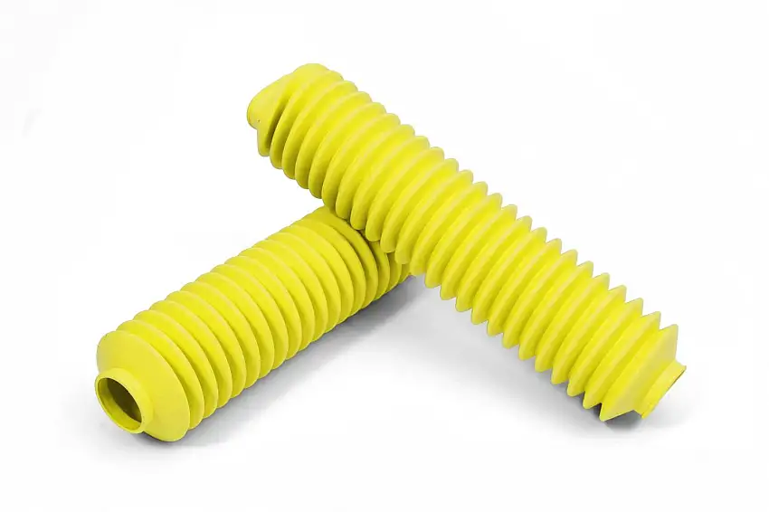 Daystar MX00083YL Fork Boot; 10-3/4" Travel; 12" Extended; 1-1/4" Collapsed