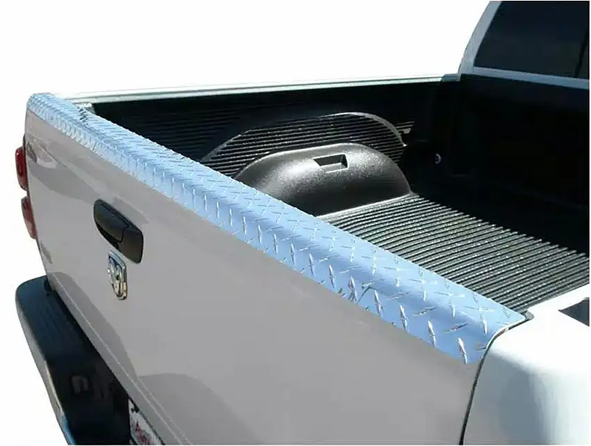 ICI 48271TB Tailgate Protector