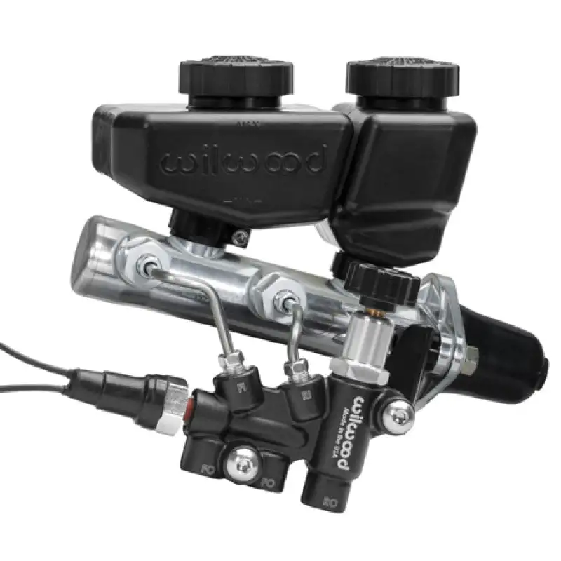 Wilwood Remote Tandem M/C Kit w/Bracket and Valve - 1in Bore Black