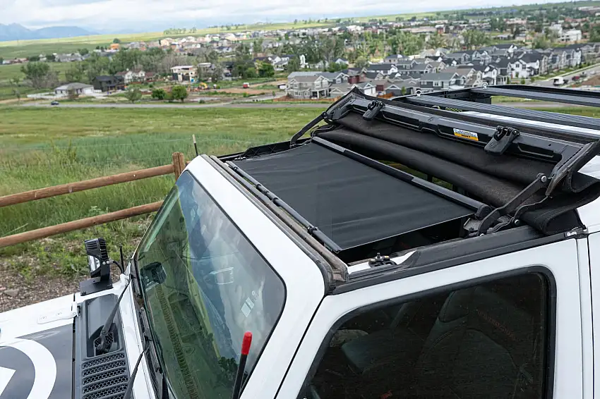 BESTOP SunScreen for 2018-24+ Jeep Wrangler JL & Gladiator JT with Sunrider for Hardtop 5240711